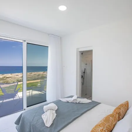 Artizan Seafront 5 Vila Protaras