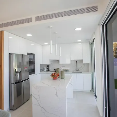 Artizan Seafront 5 Vila Protaras