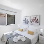 Villa Artizan Seafront 5 *