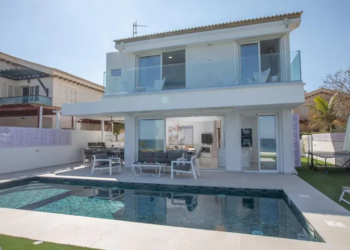 Artizan Seafront 5 Villa Protaras