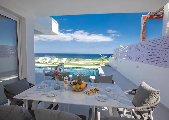 Artizan Seafront 5 プロタラス