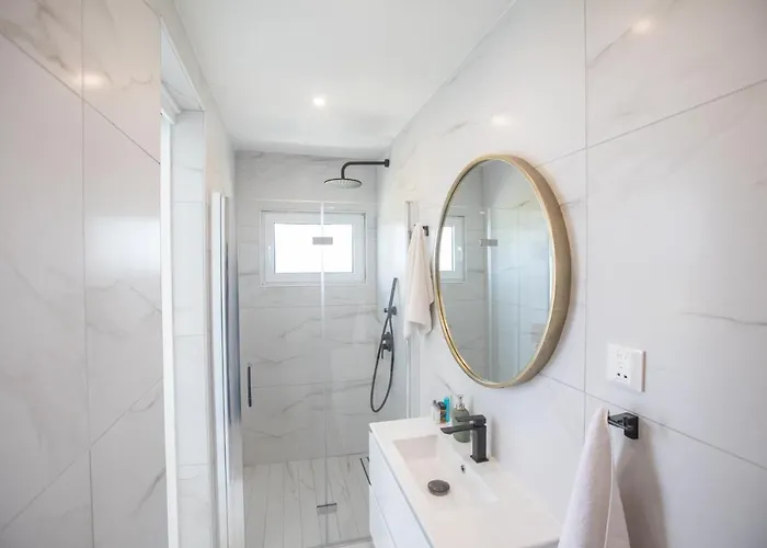 Artizan Seafront 5 ヴィラ *